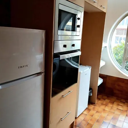 Room In Apartment - Theorynomadrooms Quarto Casal 6 Лиссабон