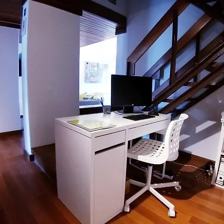 Room In Apartment - Theorynomadrooms Quarto Casal 6 Лиссабон